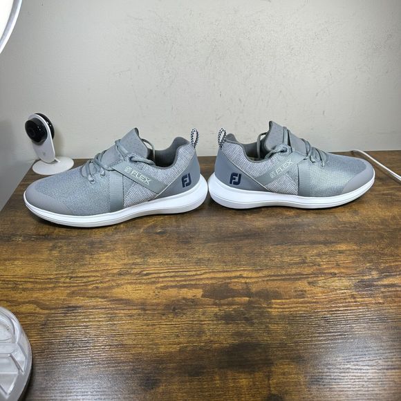 FootJoy Flex Golf Gray‎ White Spikeless Shoes Mens Size 8 main image 3